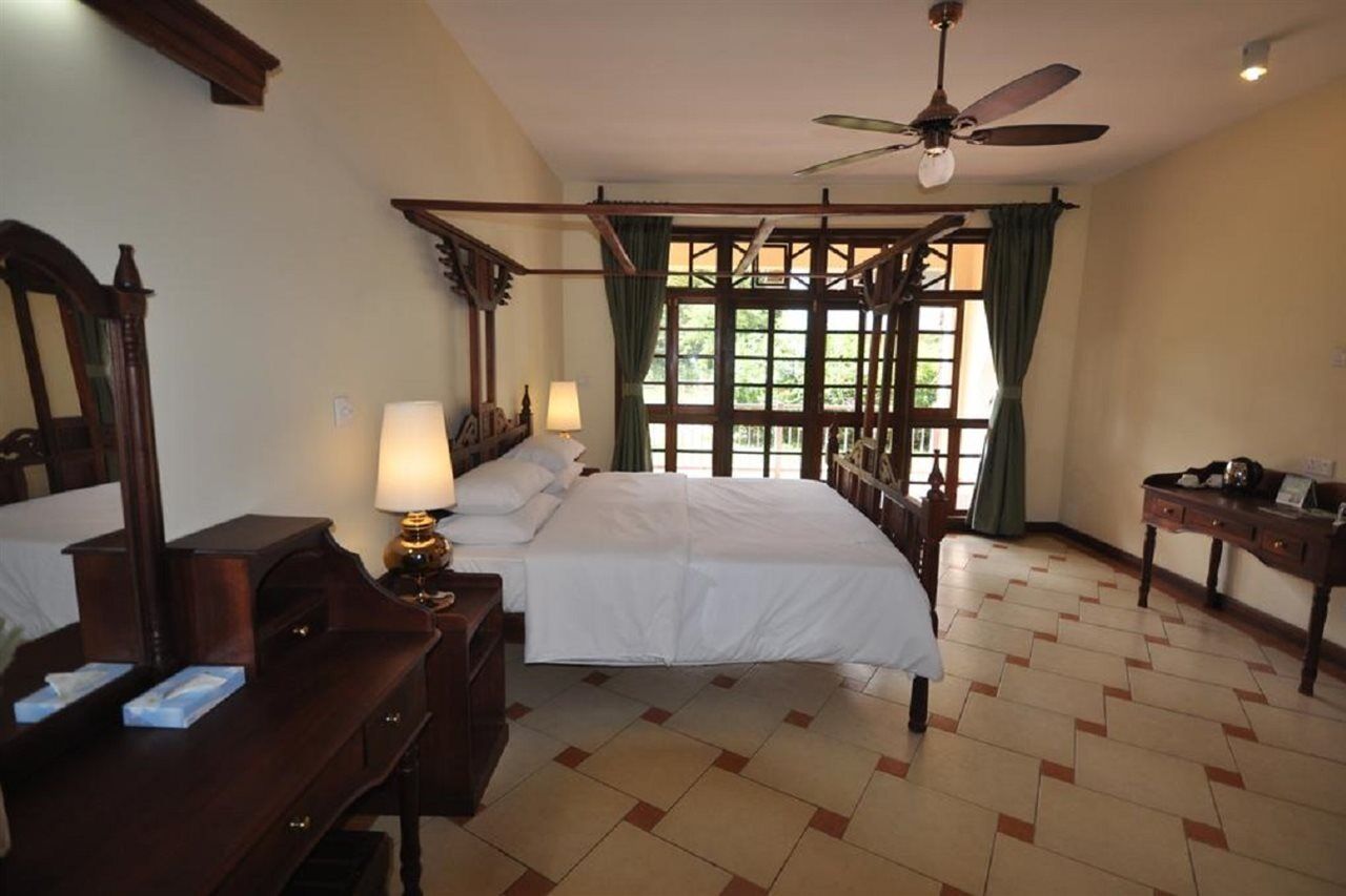 Hunters Lodge Twaandu Экстерьер фото